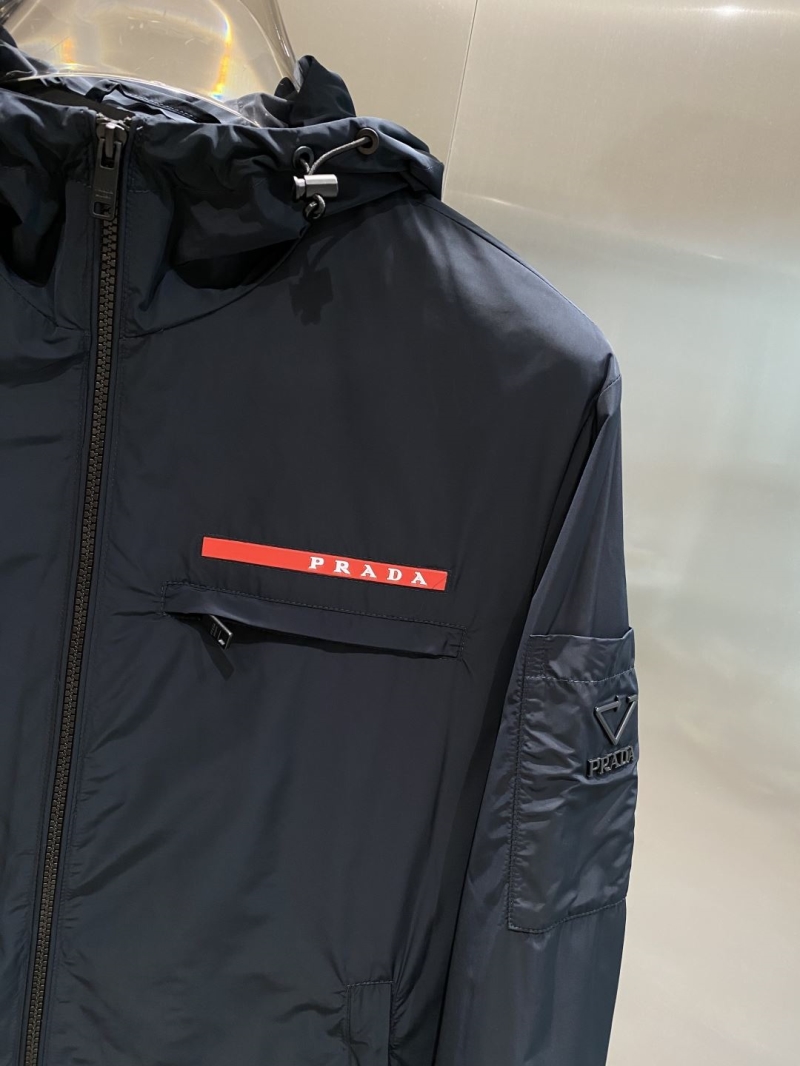 Pra*a outwear
